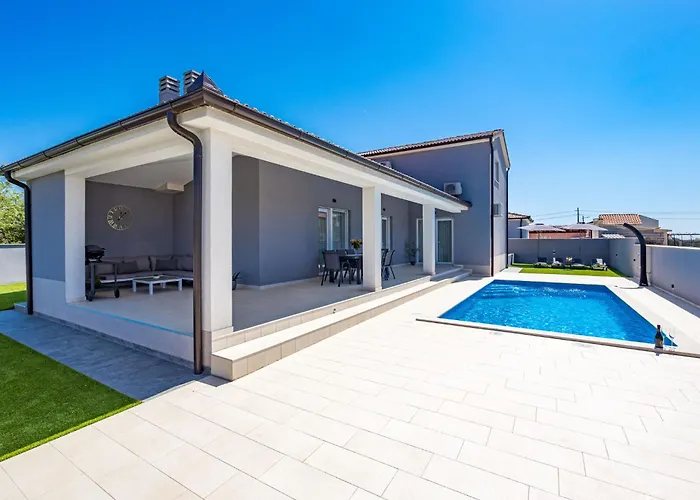 Villa Tea By Interhome Barban